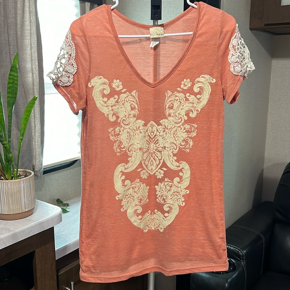 Daytrip Orange Crochet Capped Short Sleeve Tee - 1129